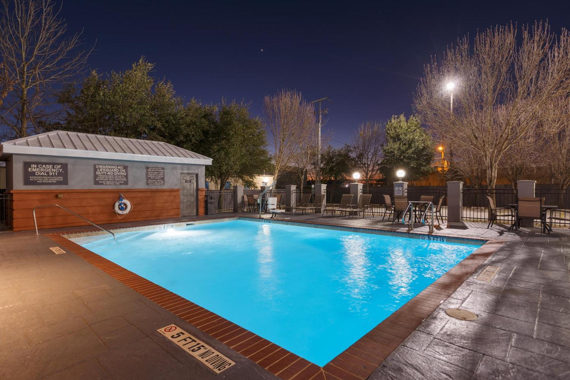 Candlewood Suites San Marcos By Ihg Dış mekan fotoğraf