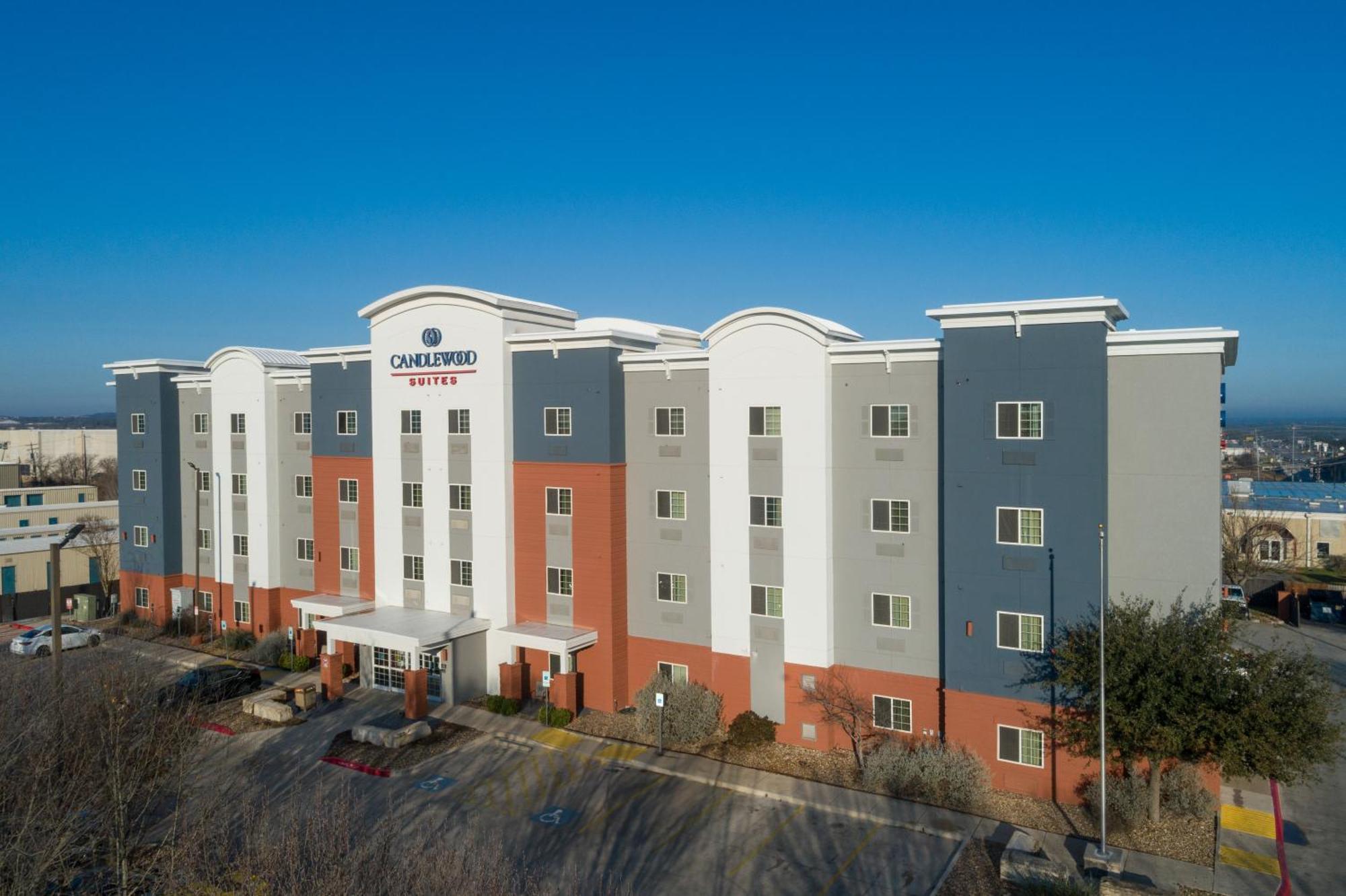 Candlewood Suites San Marcos By Ihg Dış mekan fotoğraf